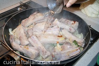 costine cotte nel vino