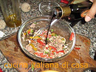condire il composto
