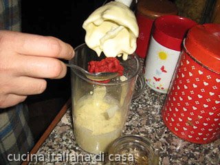 preparare la salsa cocktail